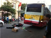 Bóng đá anh, ngoại hạng anh, lịch thi đấu euro 2012, Đường Lê Duẩn liên tiếp xảy ra 3 vụ tai nạn chết người 
